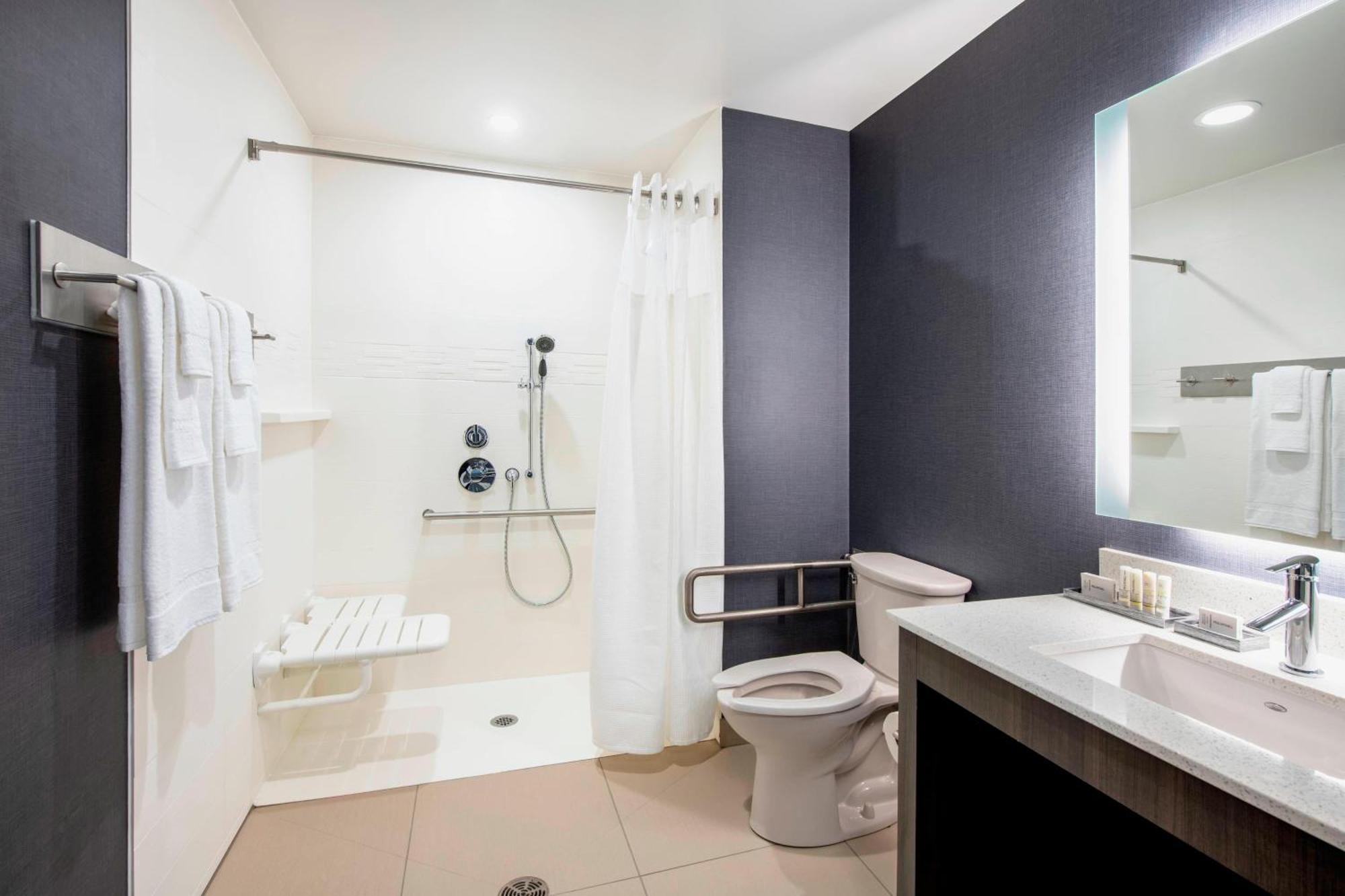 By Marriott 3* Winnipeg